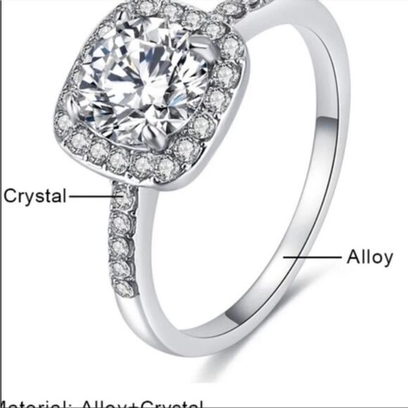 Stunning Crystal Zircon Engagement Party Anniversary Ring size 7 - Picture 5 of 5